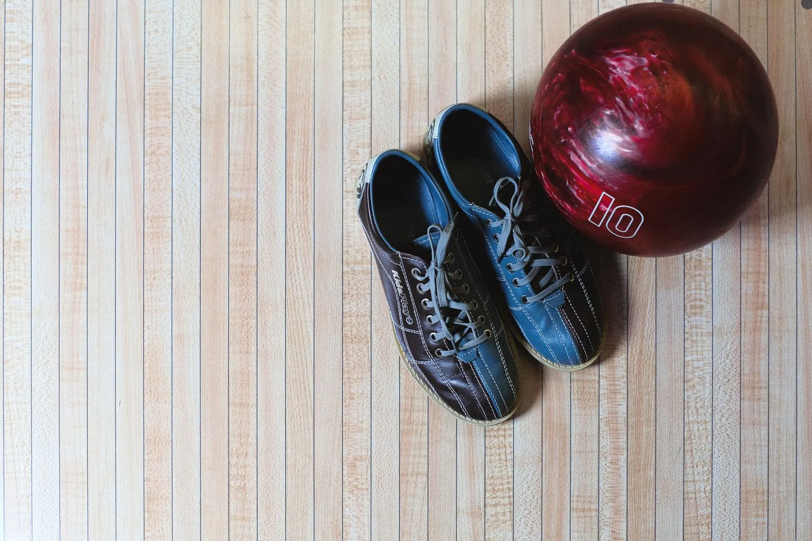 Tips for Bowling With Children or First-Timers